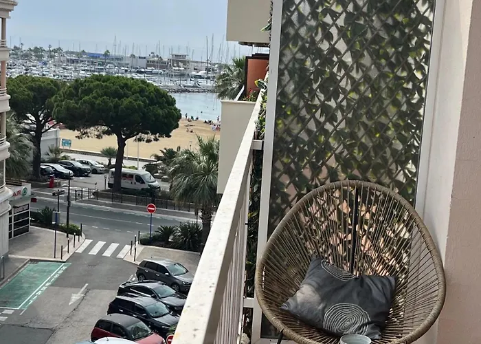 Entre Et Sainte-Maxime